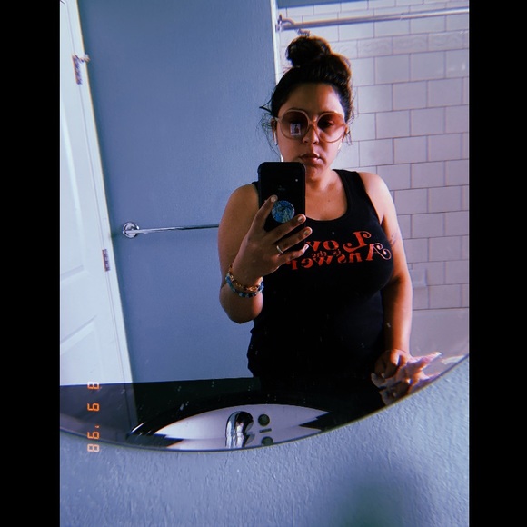 Threads of Violet - Picture 8 of 16